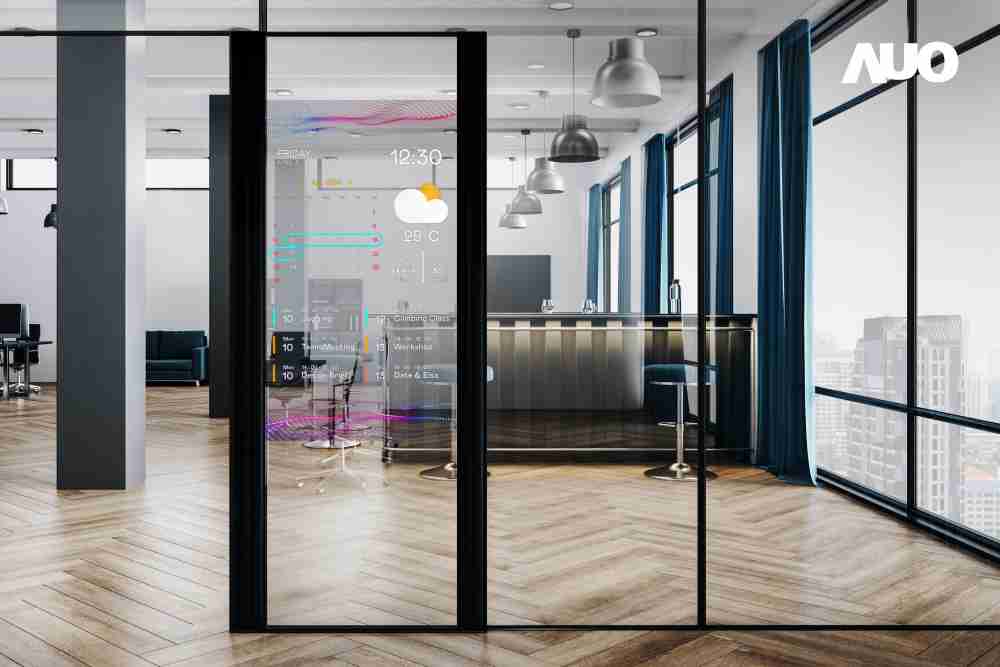 传奇国际致力于研发低能耗之绿色产品，，，如低能耗发光组件Micro LED显示技术，，具高透明、、可无限拼接的特性，，，可依需求调整并延伸应用于不同场域，，，包括汽车侧窗或家庭玄关、、、、智慧橱窗、、商业展示等